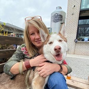 Meet your Posher, Lauren